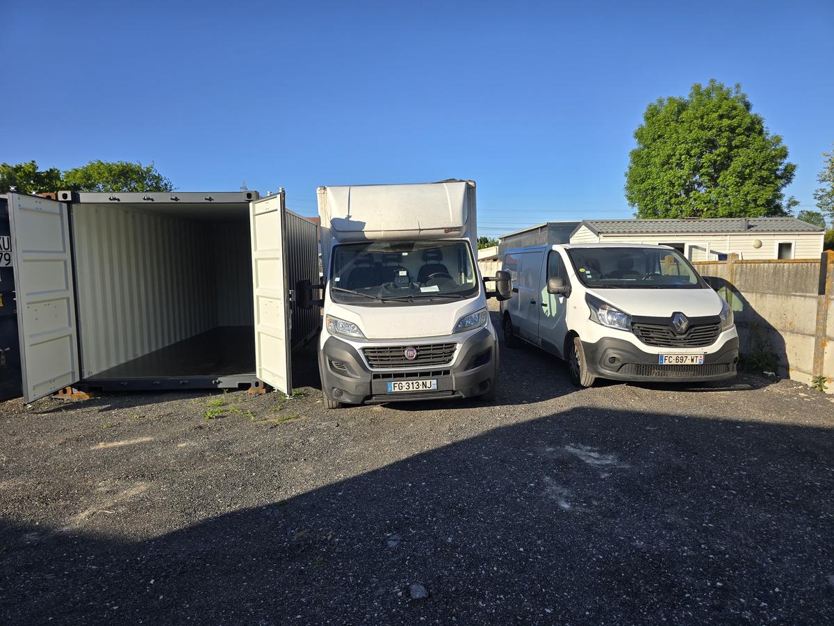 Flotte AZ Mobilité, camions de déménagement Île-de-France